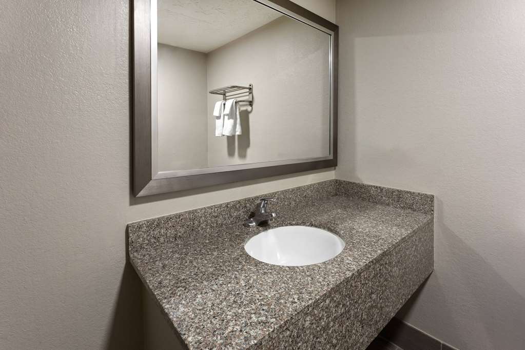 Days Inn by Wyndham Douglasville Atlanta Fairburn Road - photo 23