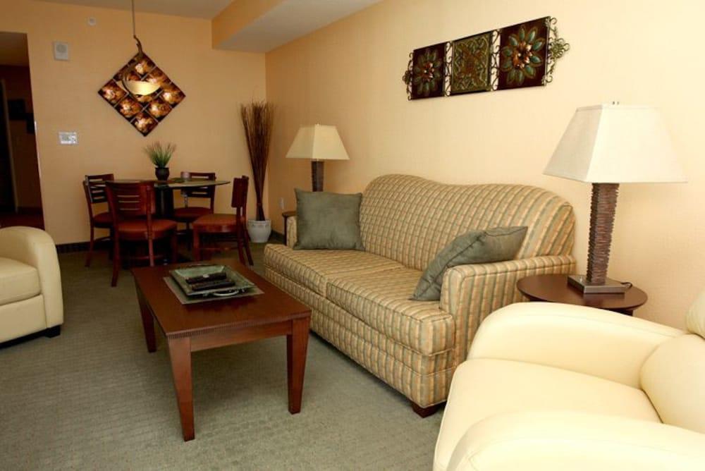 Prince Resort by Elliott Beach Rentals - photo 4