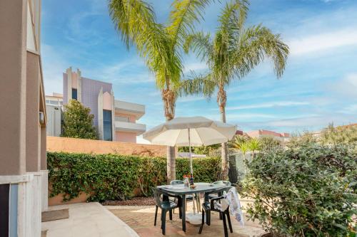 Ida's Garden Apartment with Parking — 4-Star Luxury Hotel in Monopoli, Italy