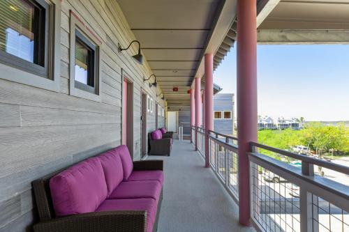 Hotel Folly with Marsh and Sunset Views - photo 13