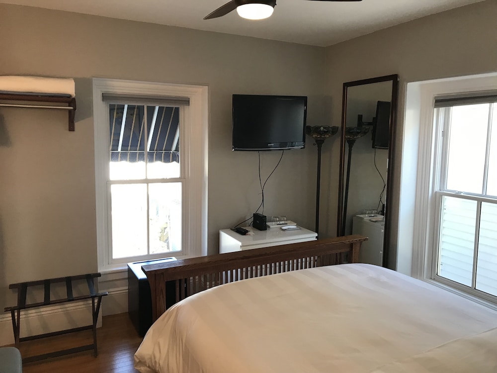 Prince Albert Provincetown - photo 8