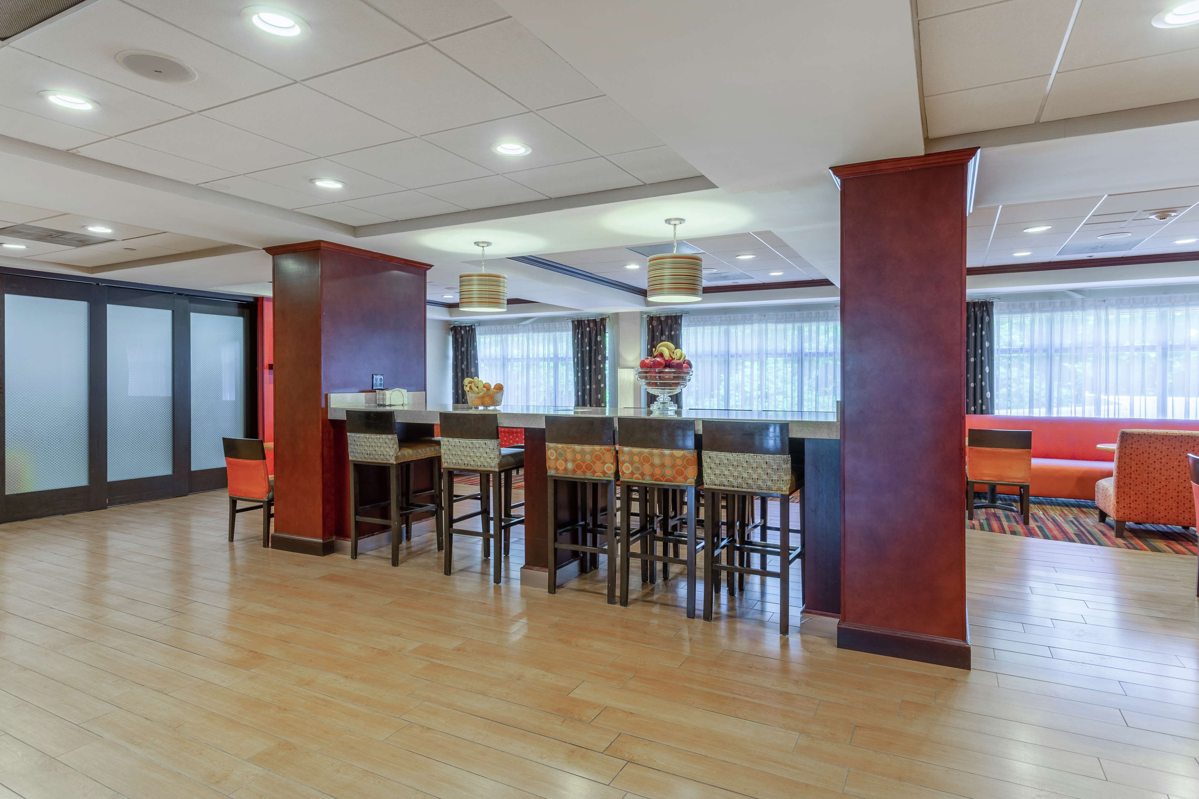 Hampton Inn Groton - photo 8