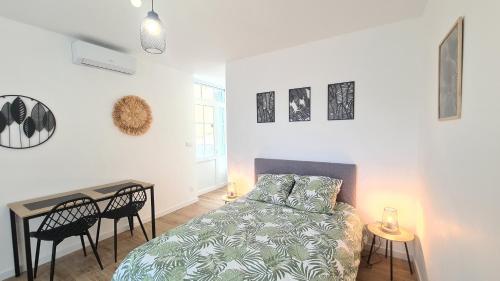 Studio Ludo 1 Parking Prive Wifi Climatisation Entree Autonome in Poitiers, France