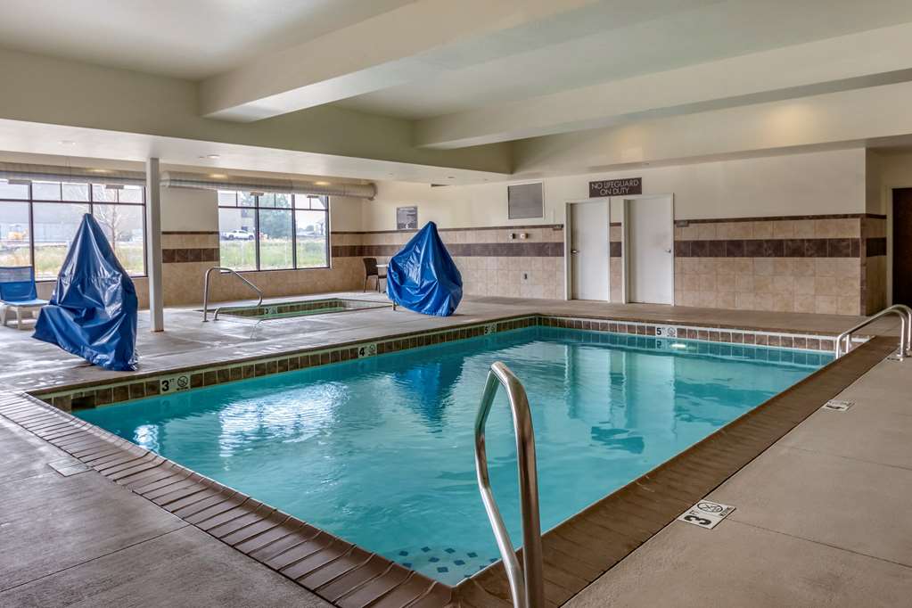 Comfort Suites Airport University - photo 24