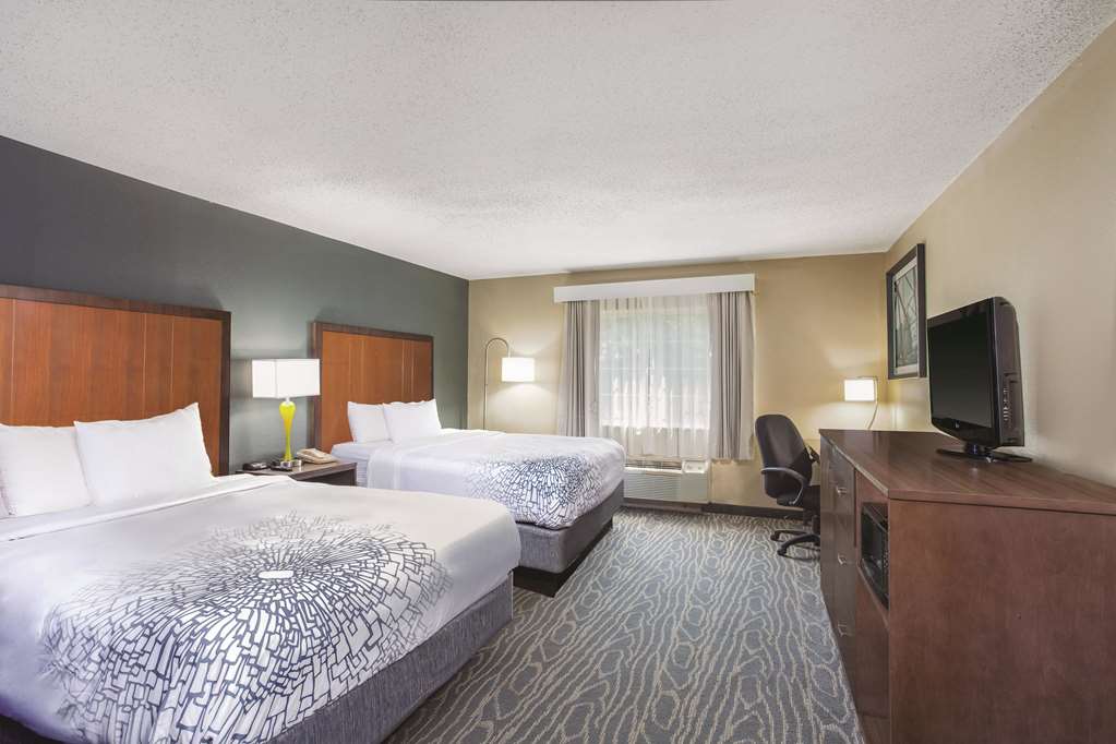 La Quinta Inn by Wyndham Richmond South - photo 16