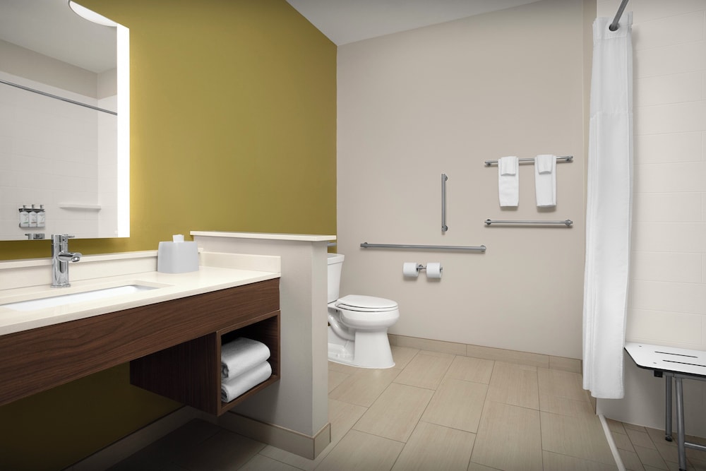 Holiday Inn Express & Suites Birmingham Homewood by IHG - photo 12