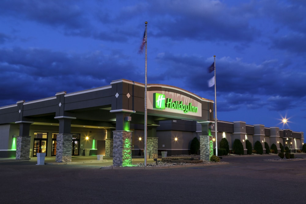 Holiday Inn Fargo by IHG - photo 89