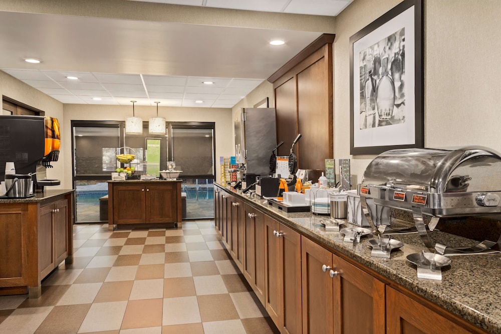 Hampton Inn by Hilton Fort Smith - photo 40