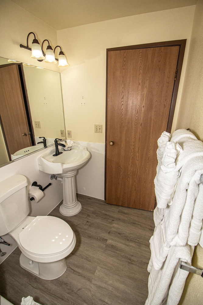 Fairbridge Inn & Suites Sandpoint - photo 28
