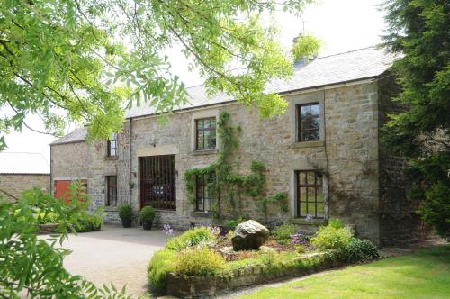 Green Bank Farmhouse — 4-Star Luxury Hotel in Lancaster, United Kingdom