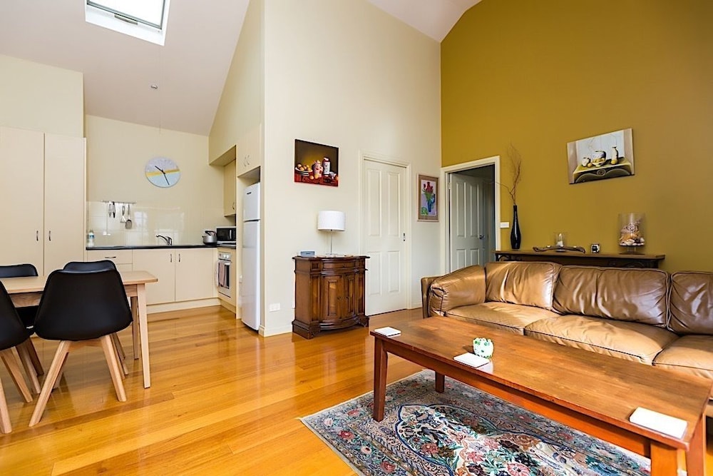 Port Boutique Accommodation — 4-Star Luxury Hotel in Port Fairy, Australia