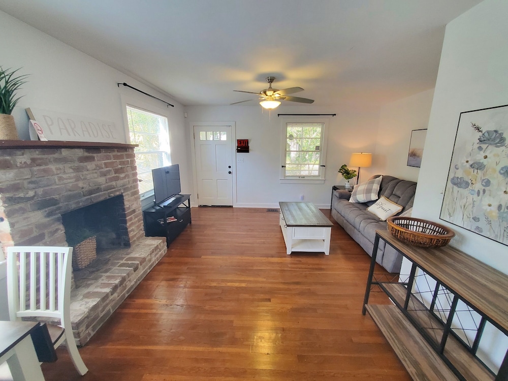Downtown Getaway - last minute hotel in Saint Augustine