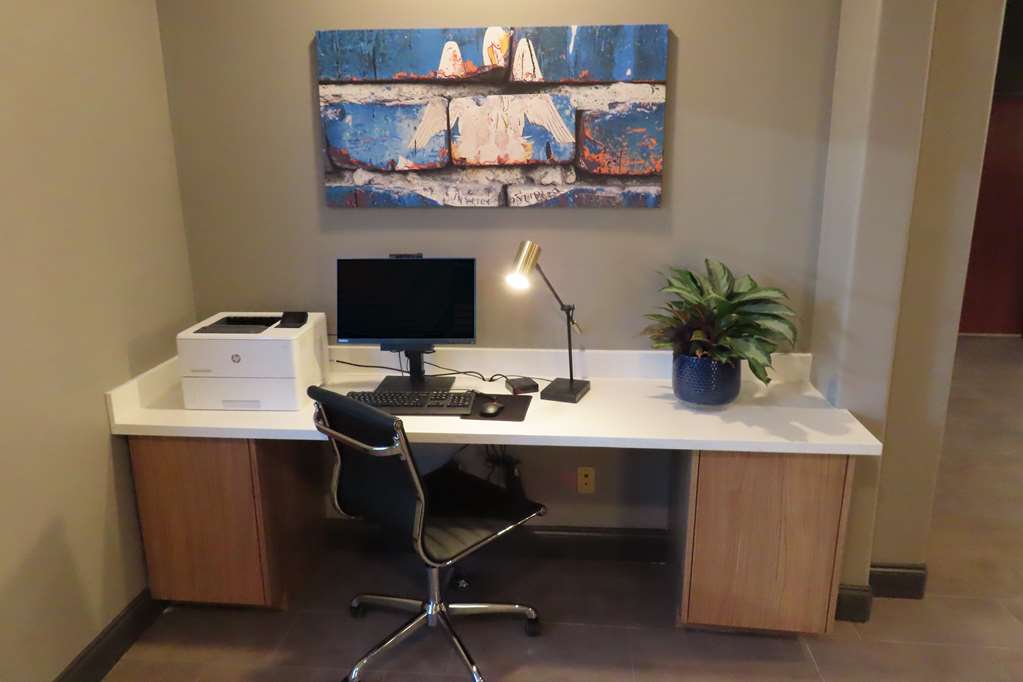 Best Western Heritage Inn Suites - photo 7
