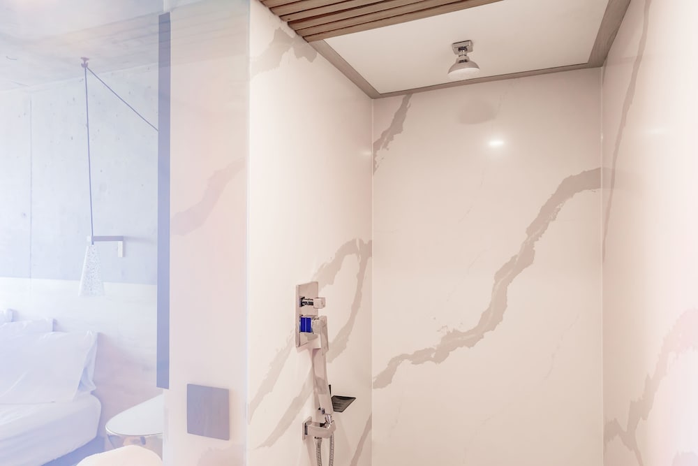 Kompose Boutique Hotel - photo 24