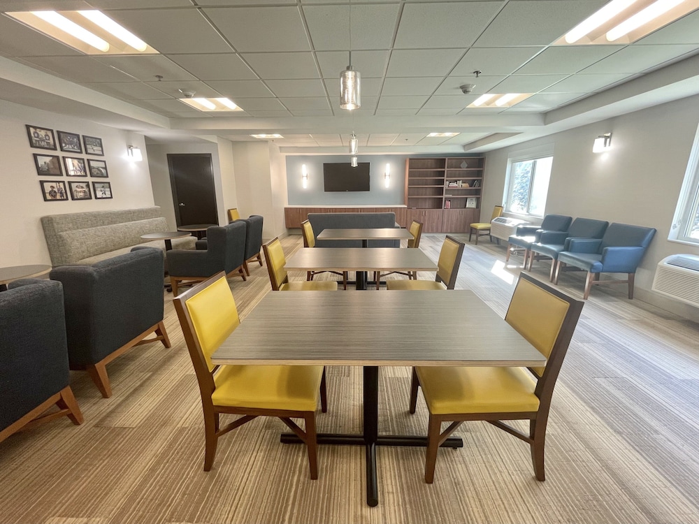 Holiday Inn Express Houghton Keweenaw by IHG - photo 86