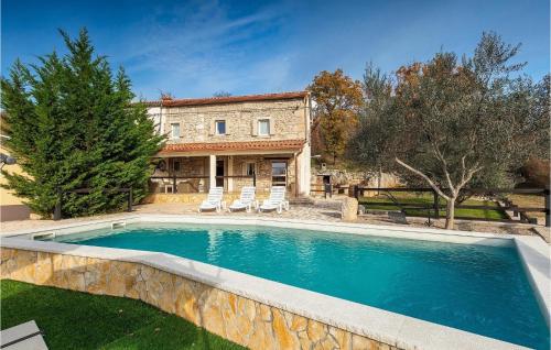 Villa Octingenti — 4-Star Luxury Hotel in Labin, Croatia