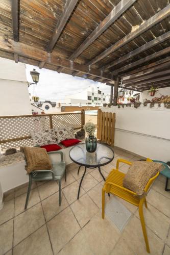 Apartamento Corona Sol Y Mar — 4-Star Luxury Hotel in Puerto Del Carmen, Spain