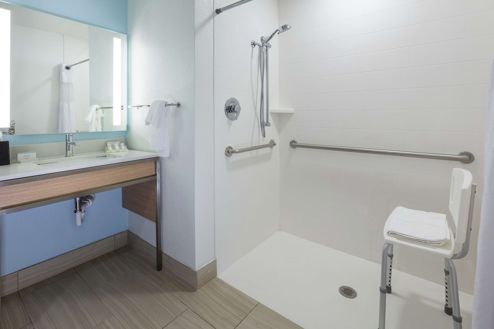 Hilton Garden Inn St. Augustine Beach - photo 35