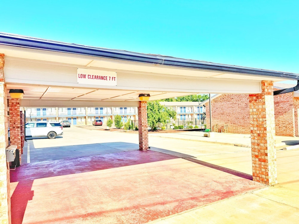 Shiloh Inn - photo 20