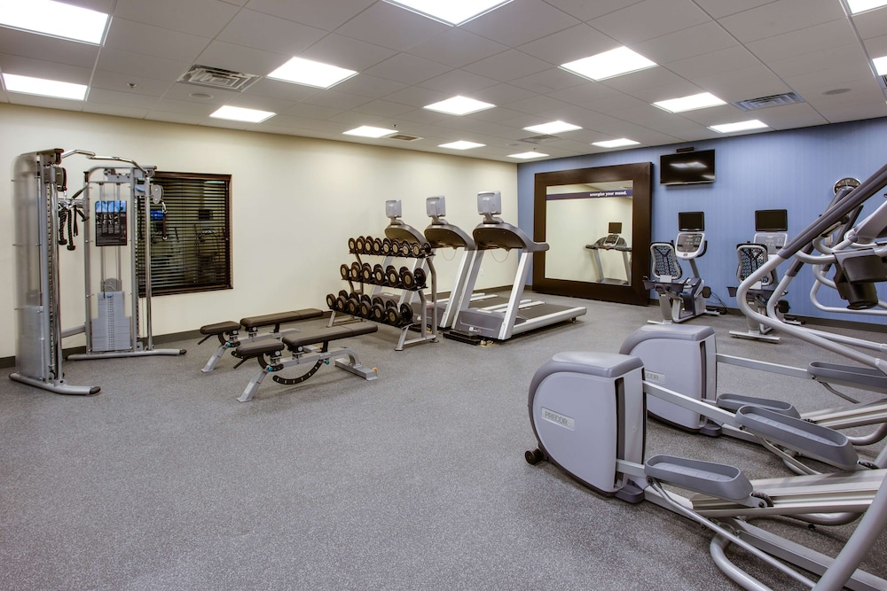 Hampton Inn & Suites Philadelphia Bensalem - photo 21