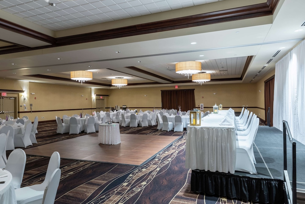 Hilton Garden Inn Des Moines West - photo 78