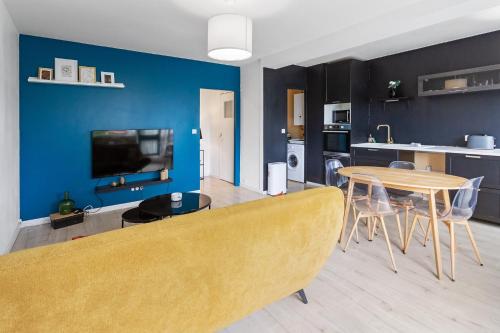 Le Lagon 10 Min Aeroport Et de Nantes — hotel in Reze