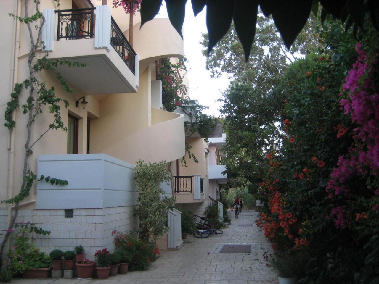 Virginia Studios — 4-Star Luxury Hotel in Palaiochora, Greece