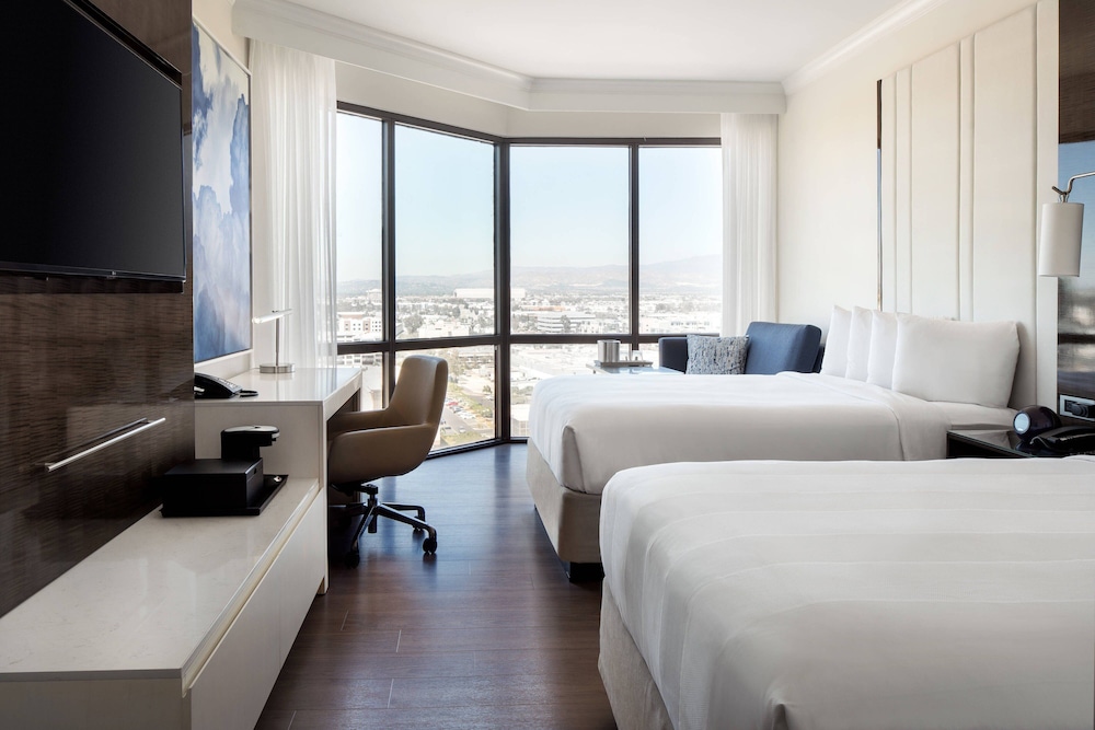 Irvine Marriott - photo 7