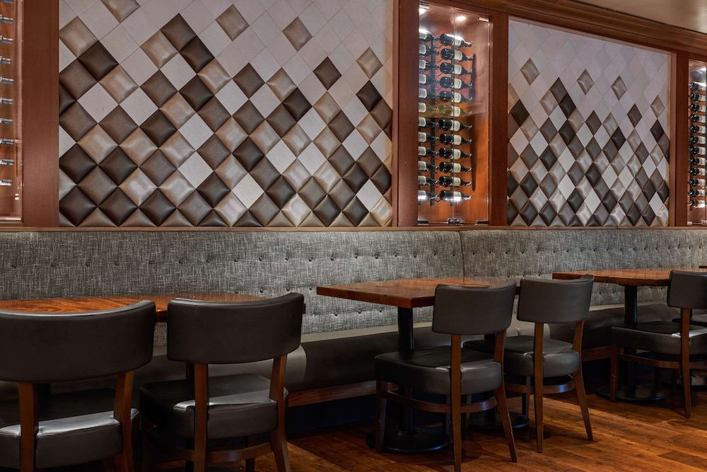 DoubleTree by Hilton Hotel Dallas Love Field - photo 43