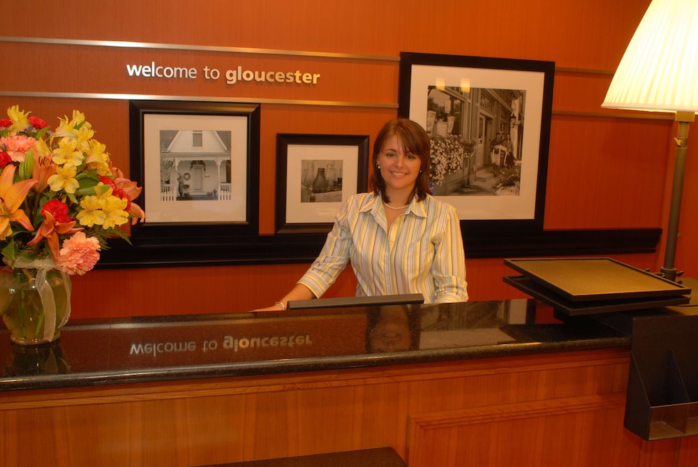 Hampton Inn Gloucester - photo 5