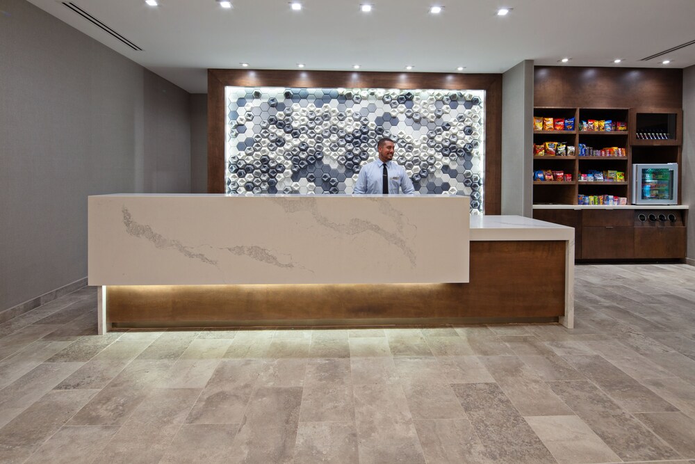 SpringHill Suites by Marriott Escondido Downtown - photo 4