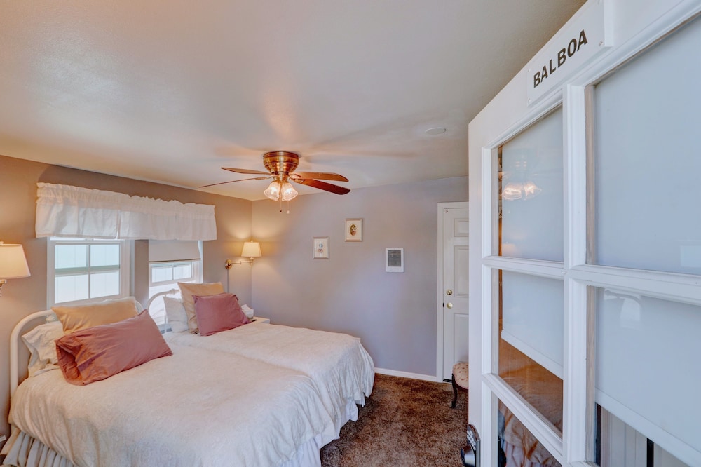 Pelican Cove Inn - photo 23