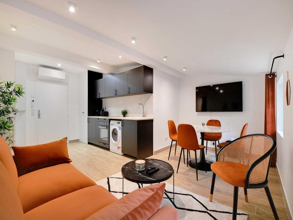Welcoming Apartment 1bd 4p 18th Arrd — 4-Star Luxury Hotel in Paris, France