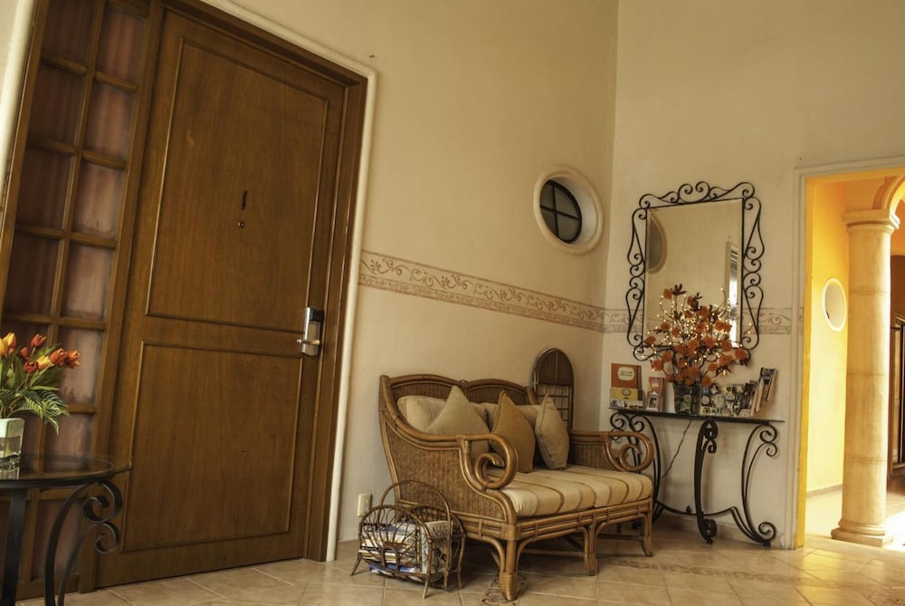 Maya Campeche Hotel