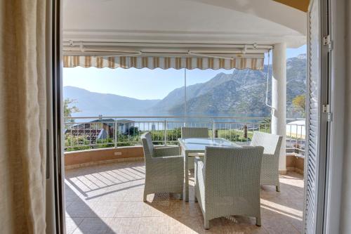 Fashion Beach Apartments — 4-Star Luxury Hotel in Risan, Montenegro