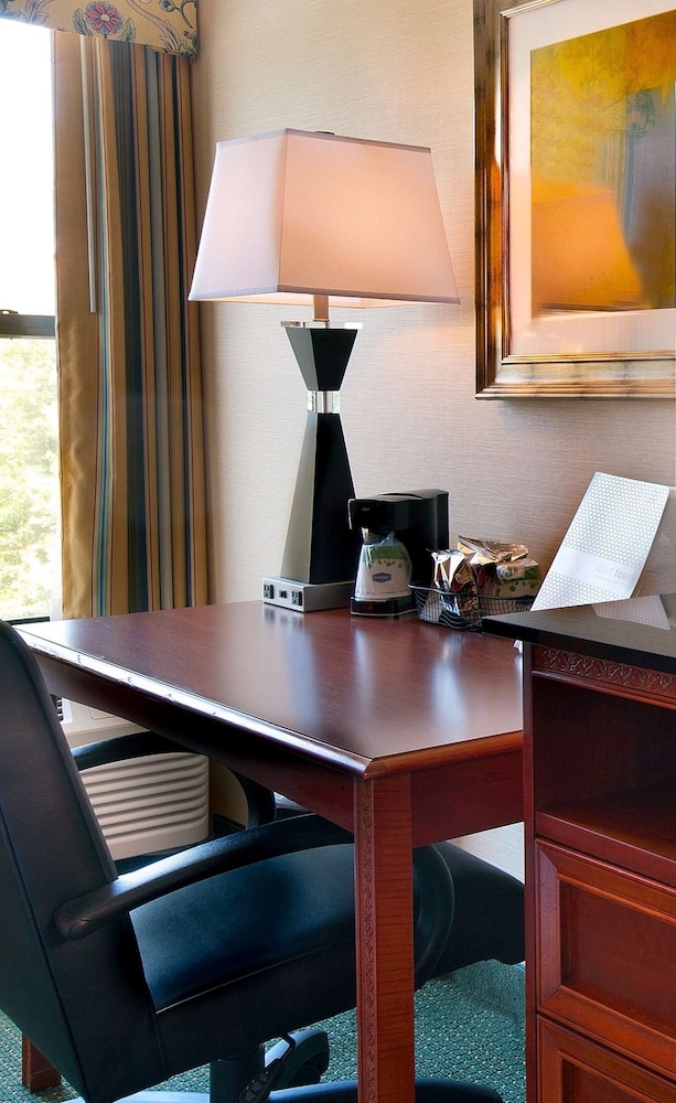 Hampton Inn Alexandria Pentagon South - photo 5