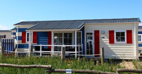 Strand 16 - carbon neutral hotel in Scharbeutz