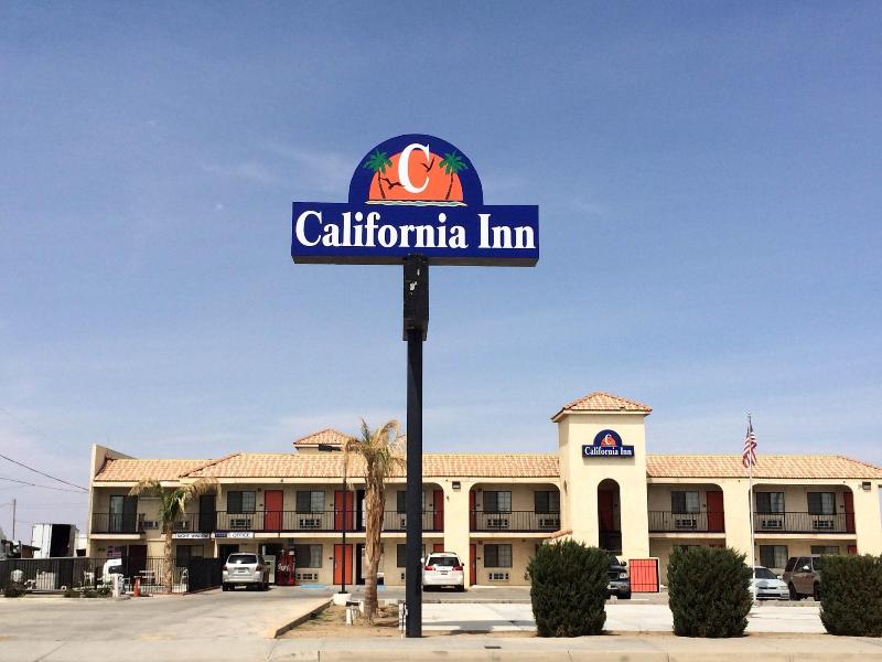 California Inn & Suites Adelanto US 395 - photo 3
