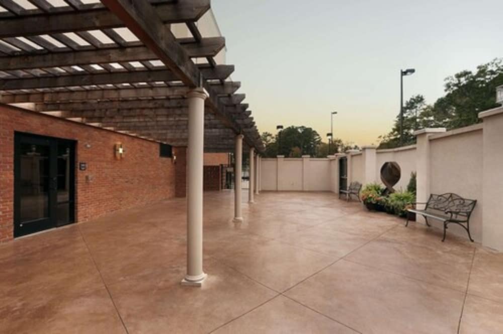 Hampton Inn Jacksonville Anniston Area - photo 70
