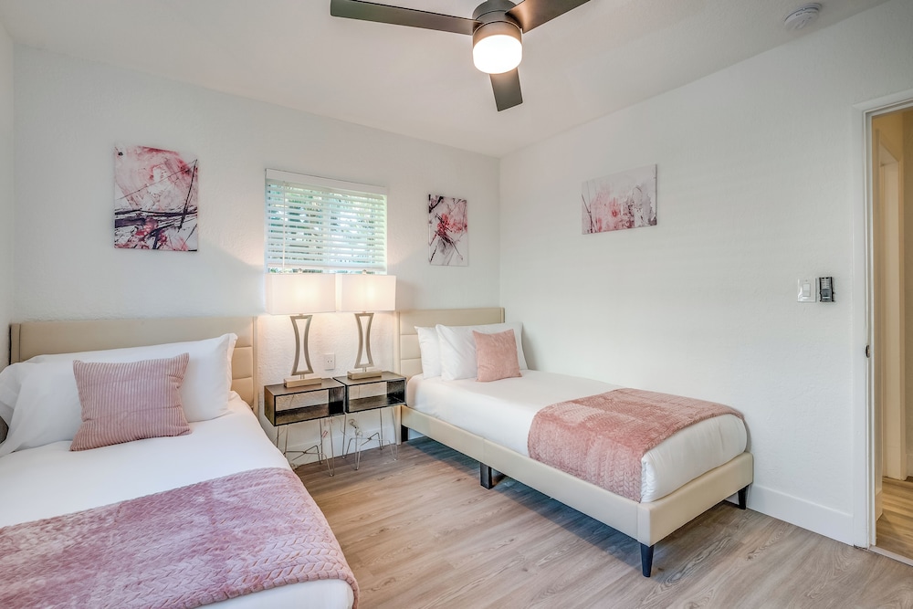 FoxStays Private Resort - photo 15