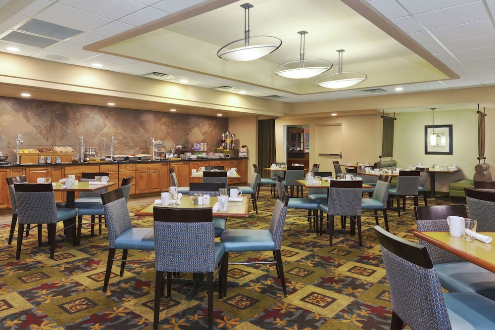 DoubleTree by Hilton Holland - photo 38