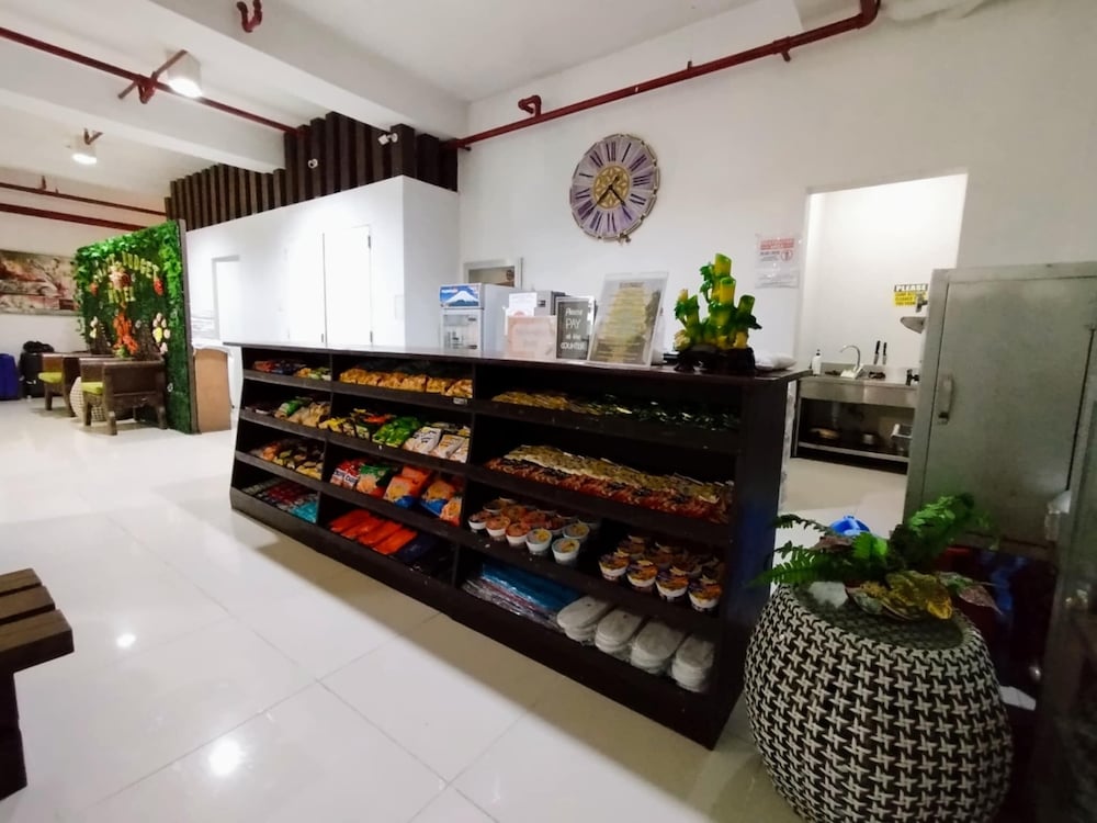 Oyo 691 Sulit Dormitel in San Juan, Philippines