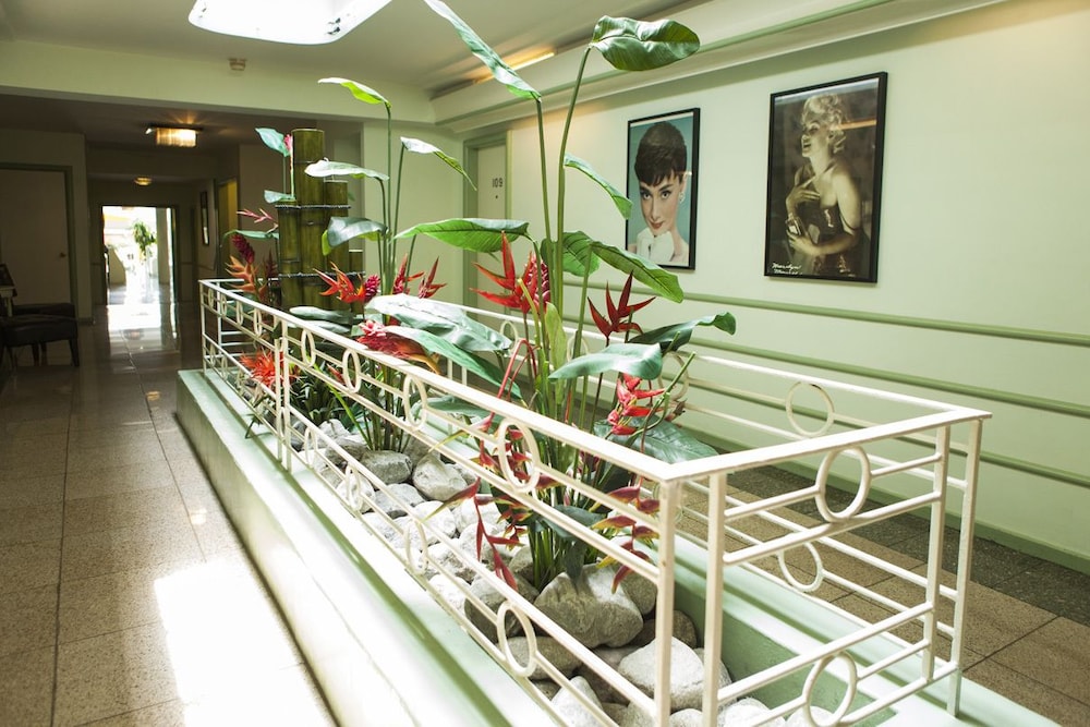 Hollywood Celebrity Hotel - photo 44