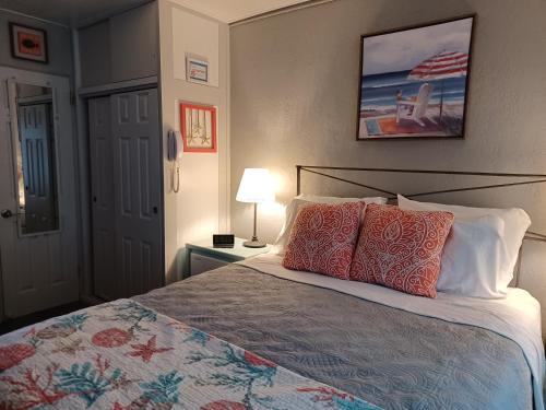 Tropic Terrace Suite #49 Beachfront Resort - photo 3