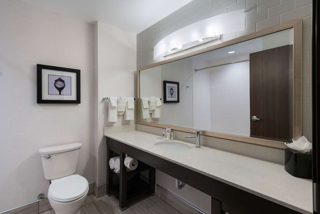 Comfort Suites Kennewick At Southri - photo 53