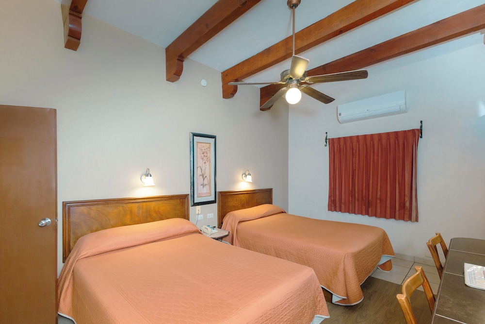 Hotel Suites Kino