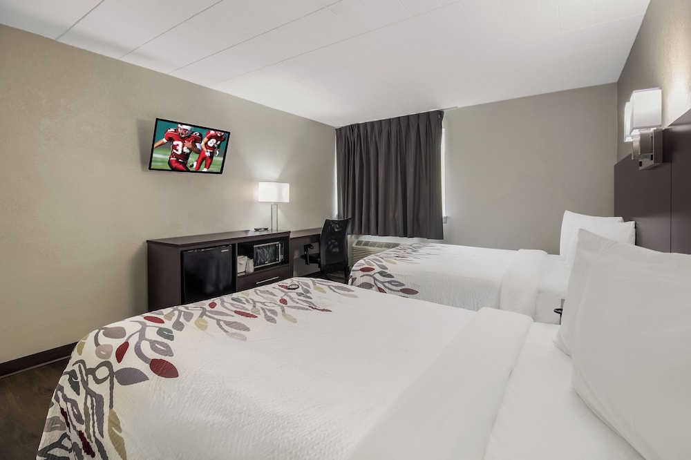 Red Roof Inn New Stanton - photo 9
