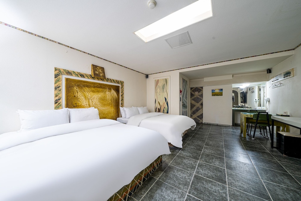 Aria Hotel Pyeongtaek in Osan, South Korea