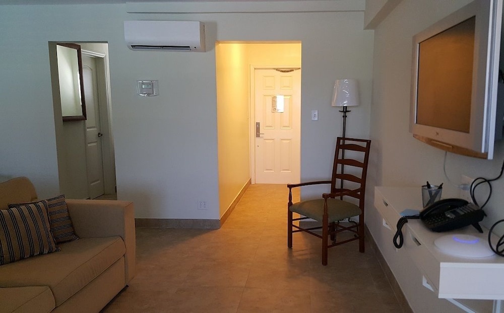 Le Cabanon Motel - photo 28