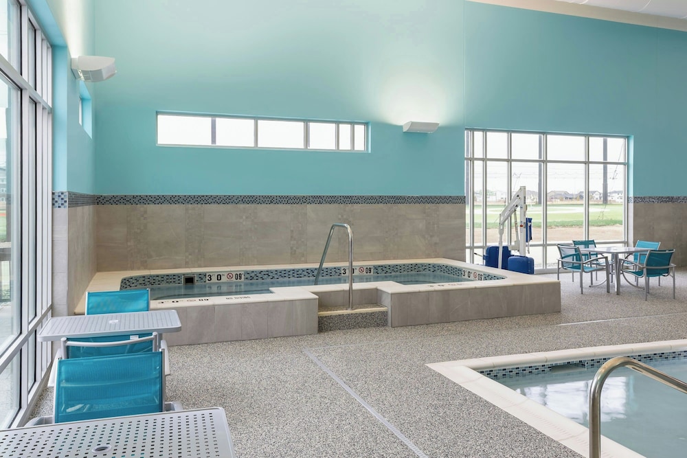 SpringHill Suites by Marriott Fargo - photo 34